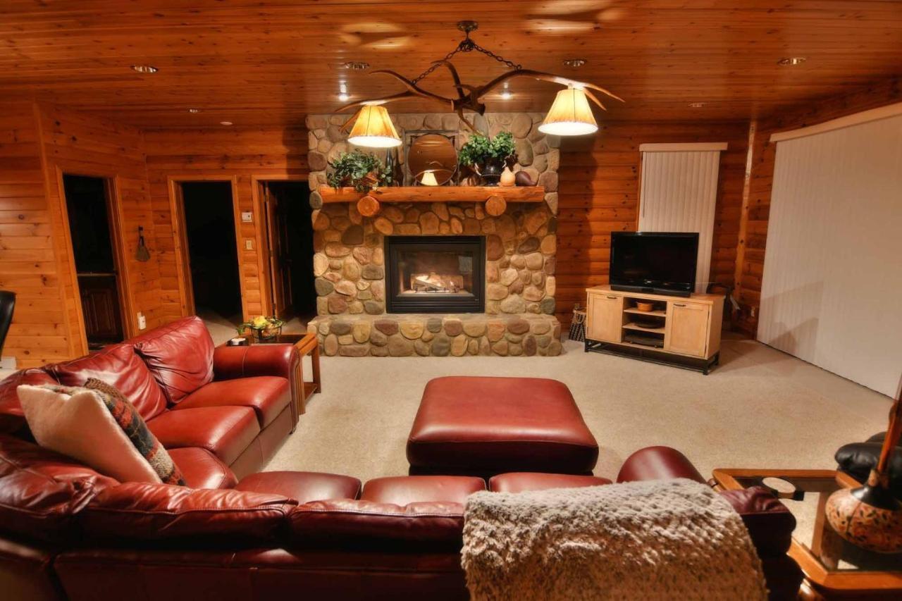 Majestic Moose Lodge Home Cable 外观 照片